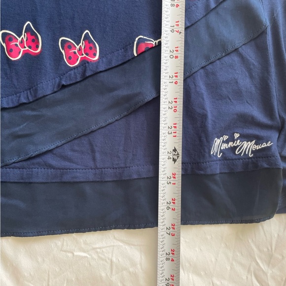 Disney Bow Minnie Mouse Women’s Size L shirt in Rayon Spandex and Polyester - Picture 6 of 9